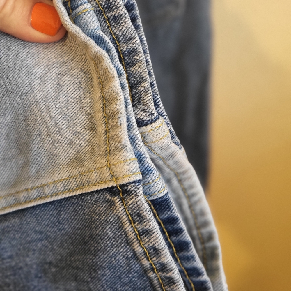 PacSun Women's Blue Two-Tone Jeans. Size 25 - Picture 11 of 16